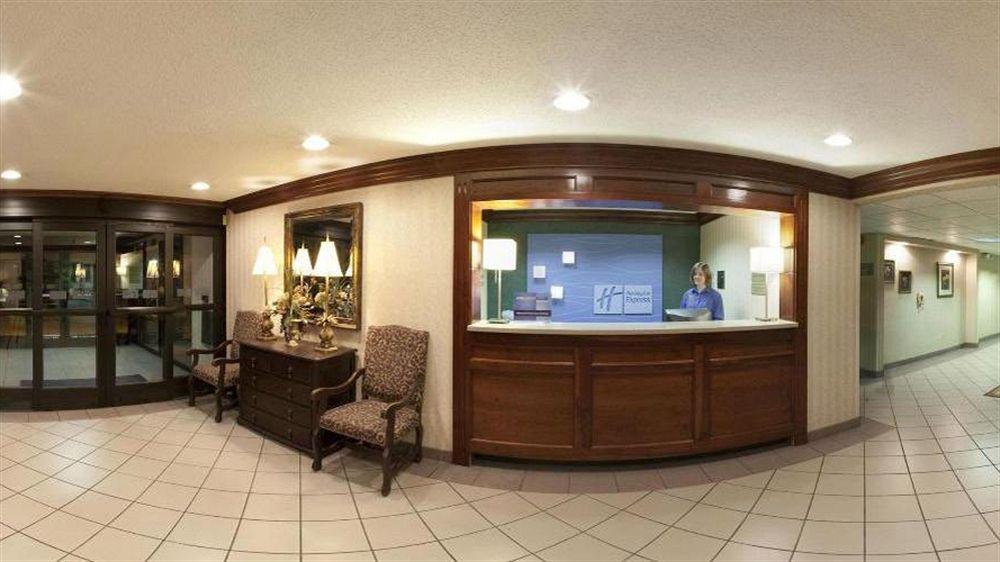 Holiday Inn Express Hotel Fort Campbell-Oak Grove By Ihg Kültér fotó